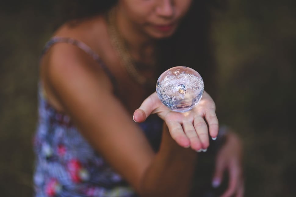 woman-hand-girl-glass